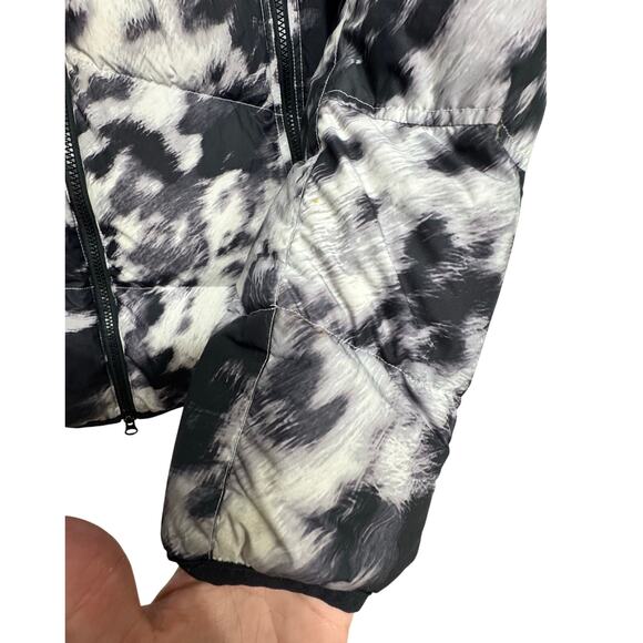 Nike Sportswear Womens Small Down Puffer Jacket Black White Tie Dye Print Hooded - Picture 6 of 7